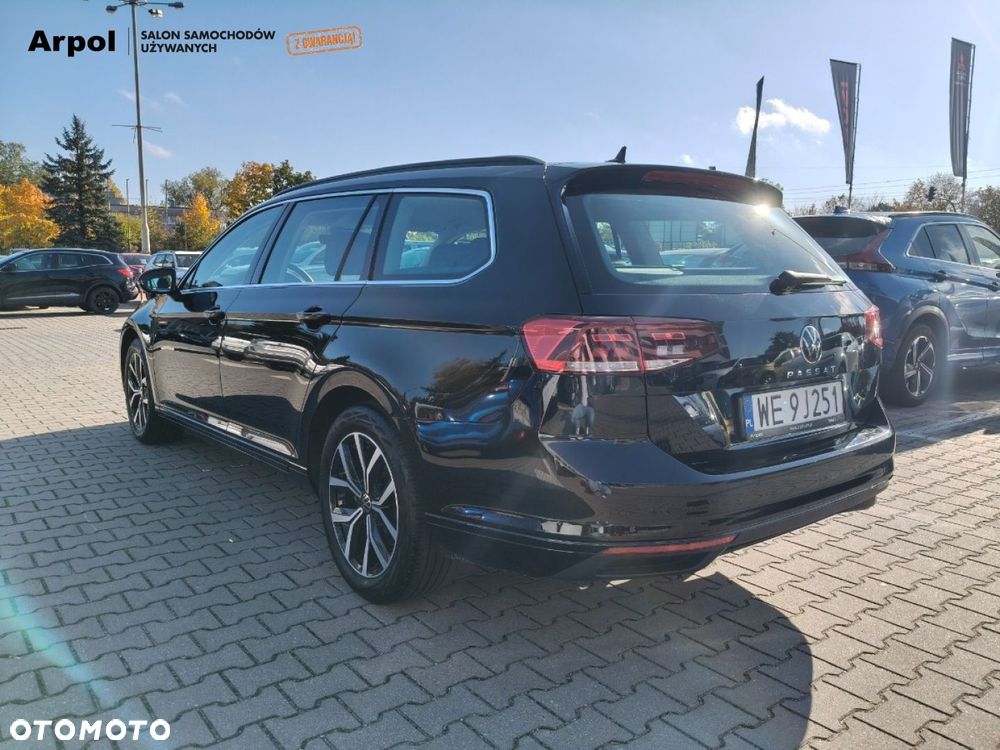 Volkswagen Passat - 3