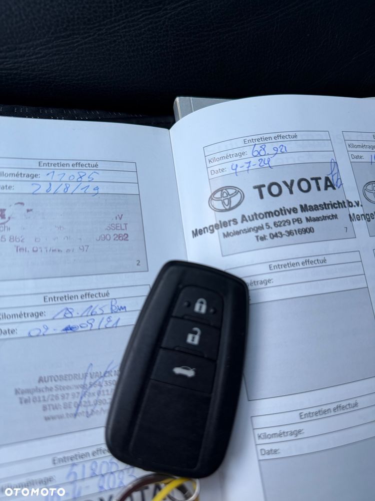 Toyota Corolla 1.6 Premium + - 14