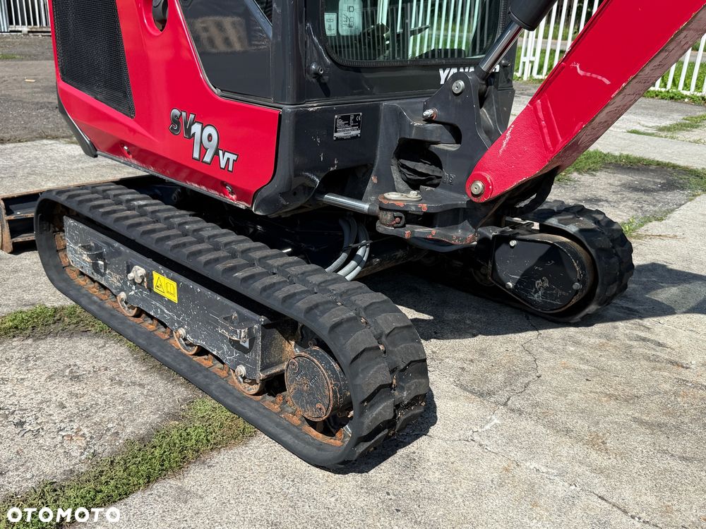 Yanmar SV19 - 17