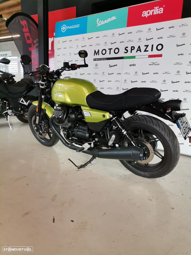 Moto Guzzi V7 SPORT - 3