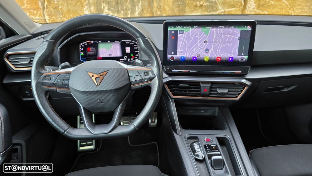 Cupra Leon ST 1.4 e-Hybrid MID DSG - 13