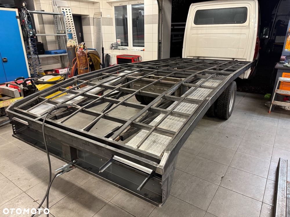 Zabudowa laweta najazd rama autolaweta pomoc drogowa Mercedes Sprinter Fiat Ducato Iveco Daily Renault Master - 2