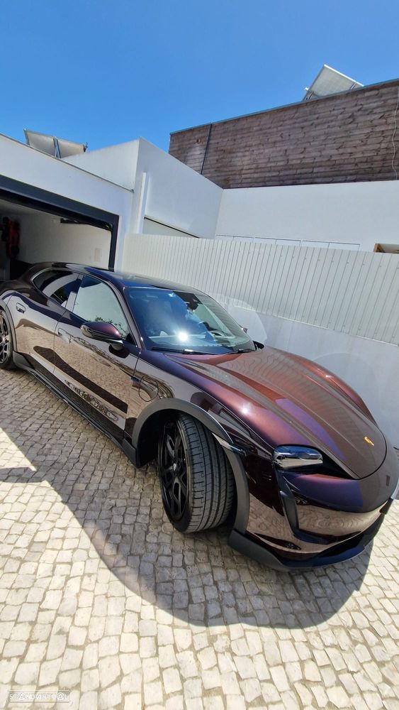 Porsche Taycan Cross Turismo 4 - 4