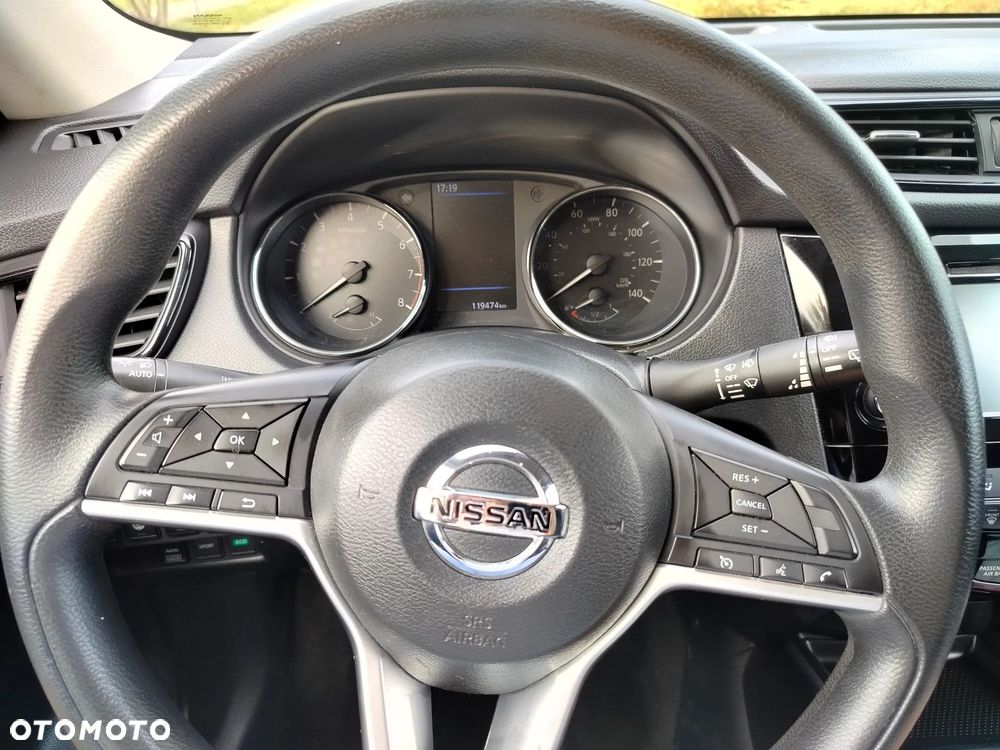 Nissan Rogue - 11