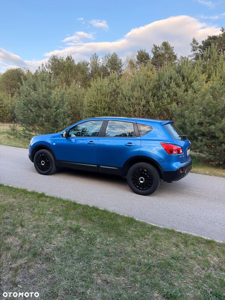 Nissan Qashqai 2.0 dCi 4x4 Tekna Premium - 11