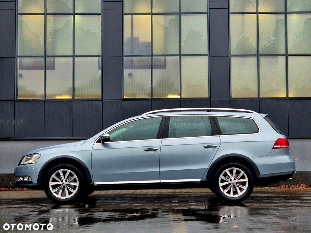 Volkswagen Passat Alltrack 2.0 TDI 4Motion DSG BlueMotion Tec - 2