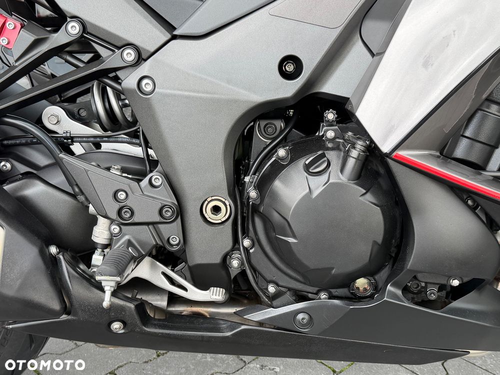 Kawasaki Ninja 1000 SX - 15