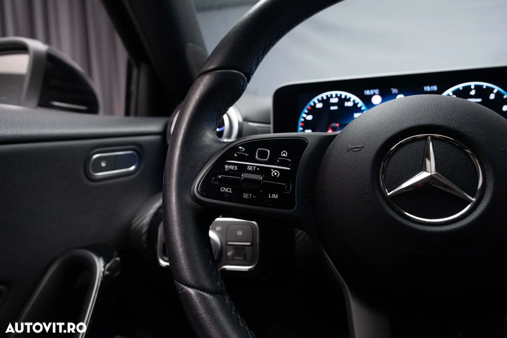 Mercedes-Benz A 220 - 16