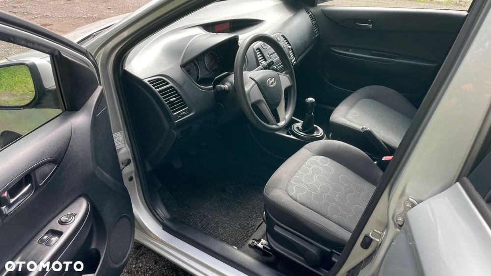 Hyundai i20 1.2 Classic - 21