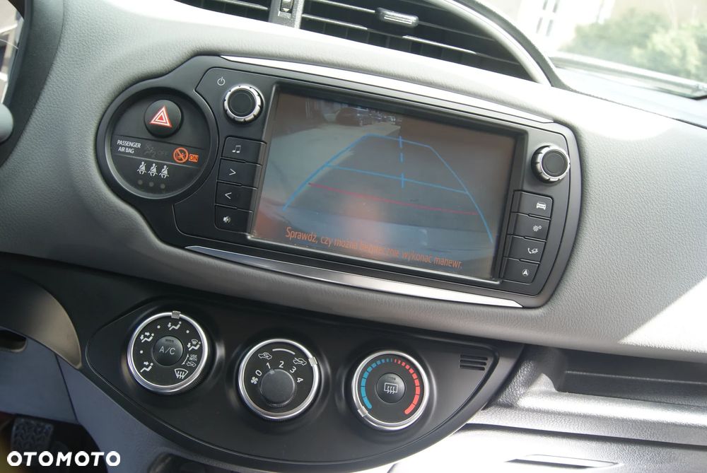 Toyota Yaris 1.33 Premium EU6 - 29