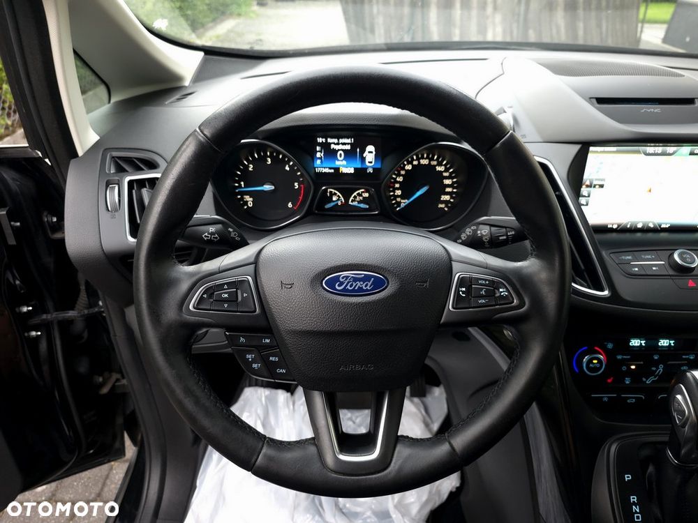 Ford Grand C-MAX - 17
