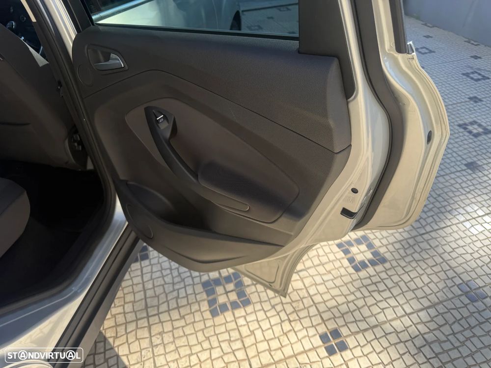 Ford C-Max 1.5 TDCi Titanium S/S - 16