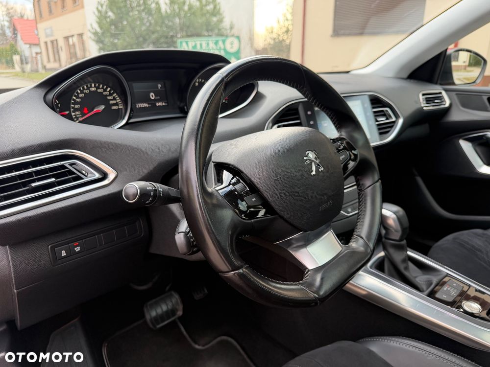 Peugeot 308 BlueHDi FAP 150 EAT6 Stop & Start Allure - 10