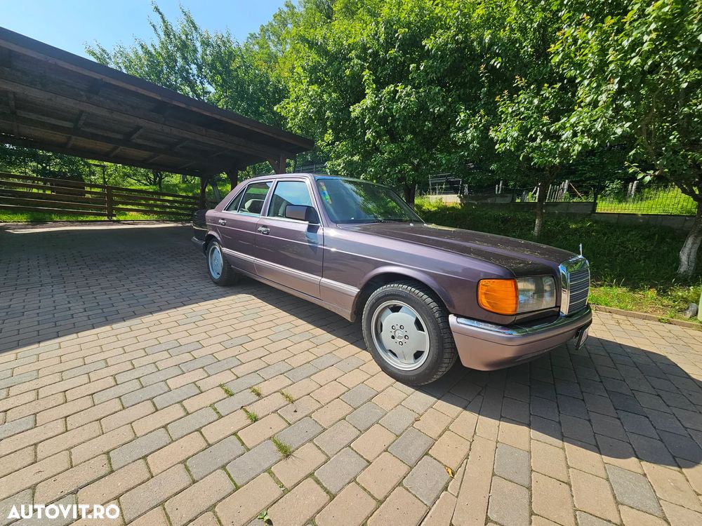 Mercedes-Benz W126 - 1