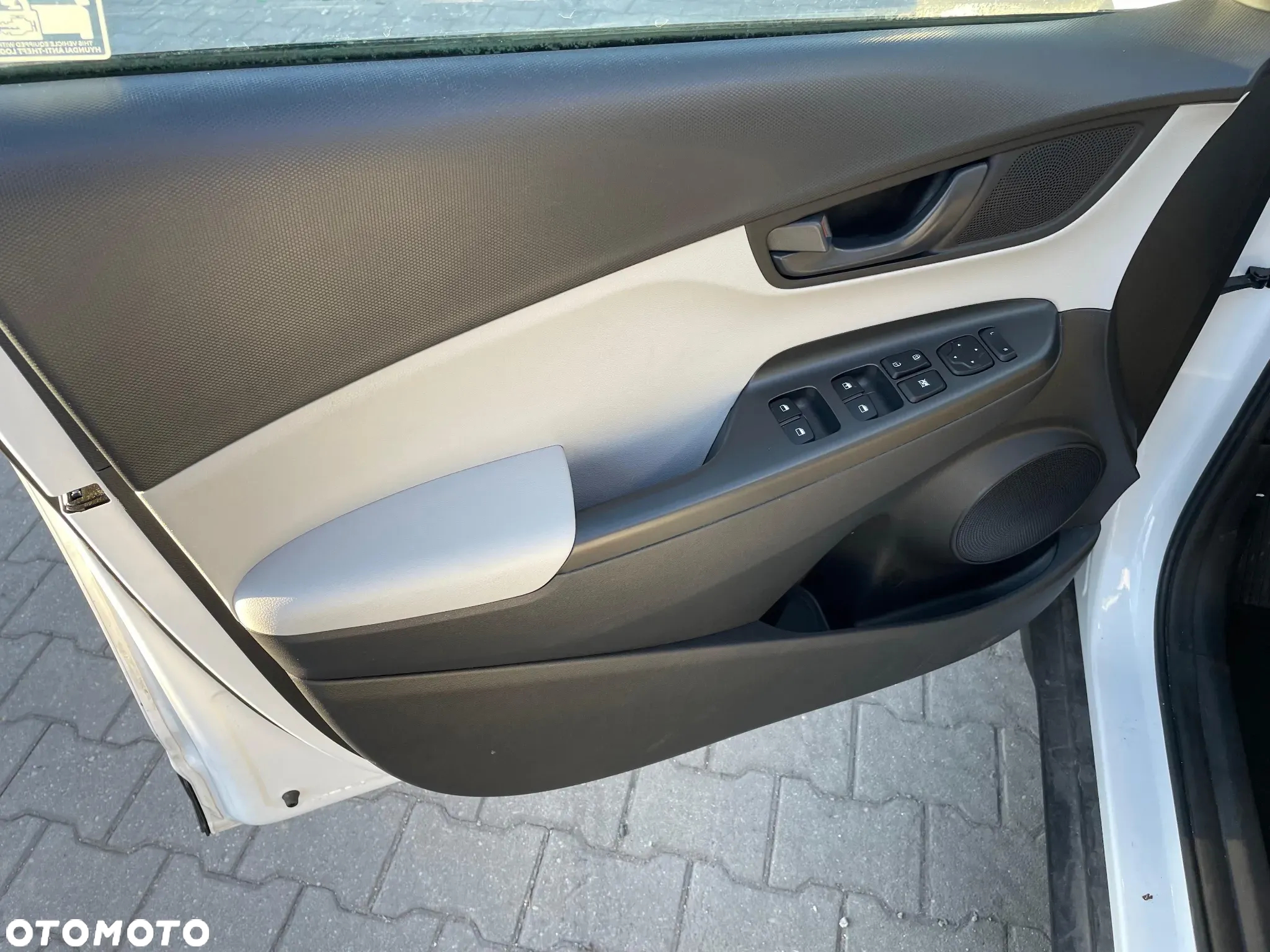 Hyundai Kona - 21