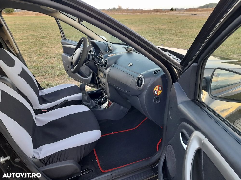 Dacia Duster 1.6 4x2 Laureate - 5