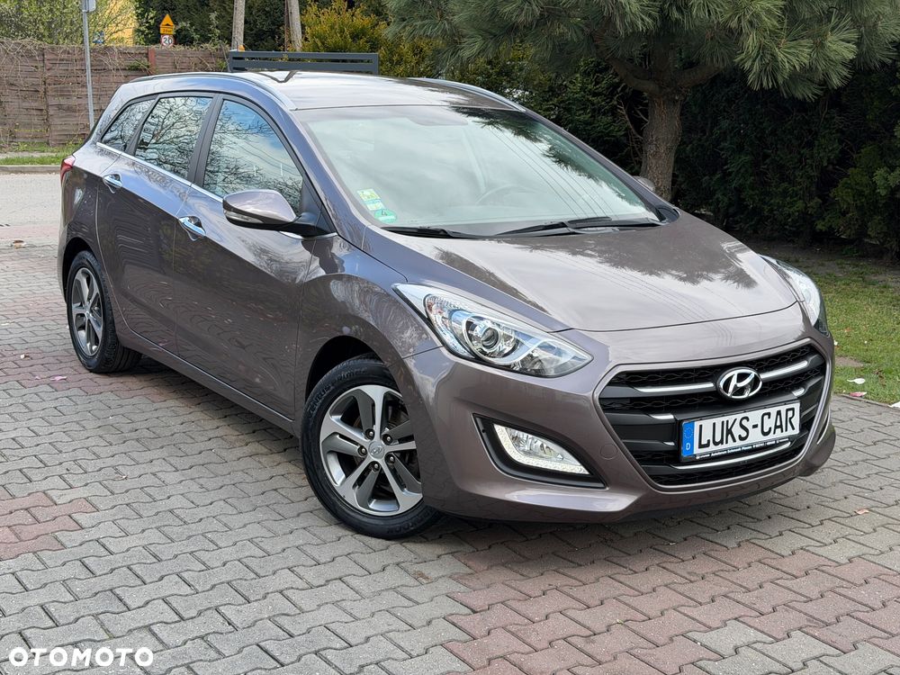 Hyundai i30 blue Kombi 1.4 YES Gold - 7
