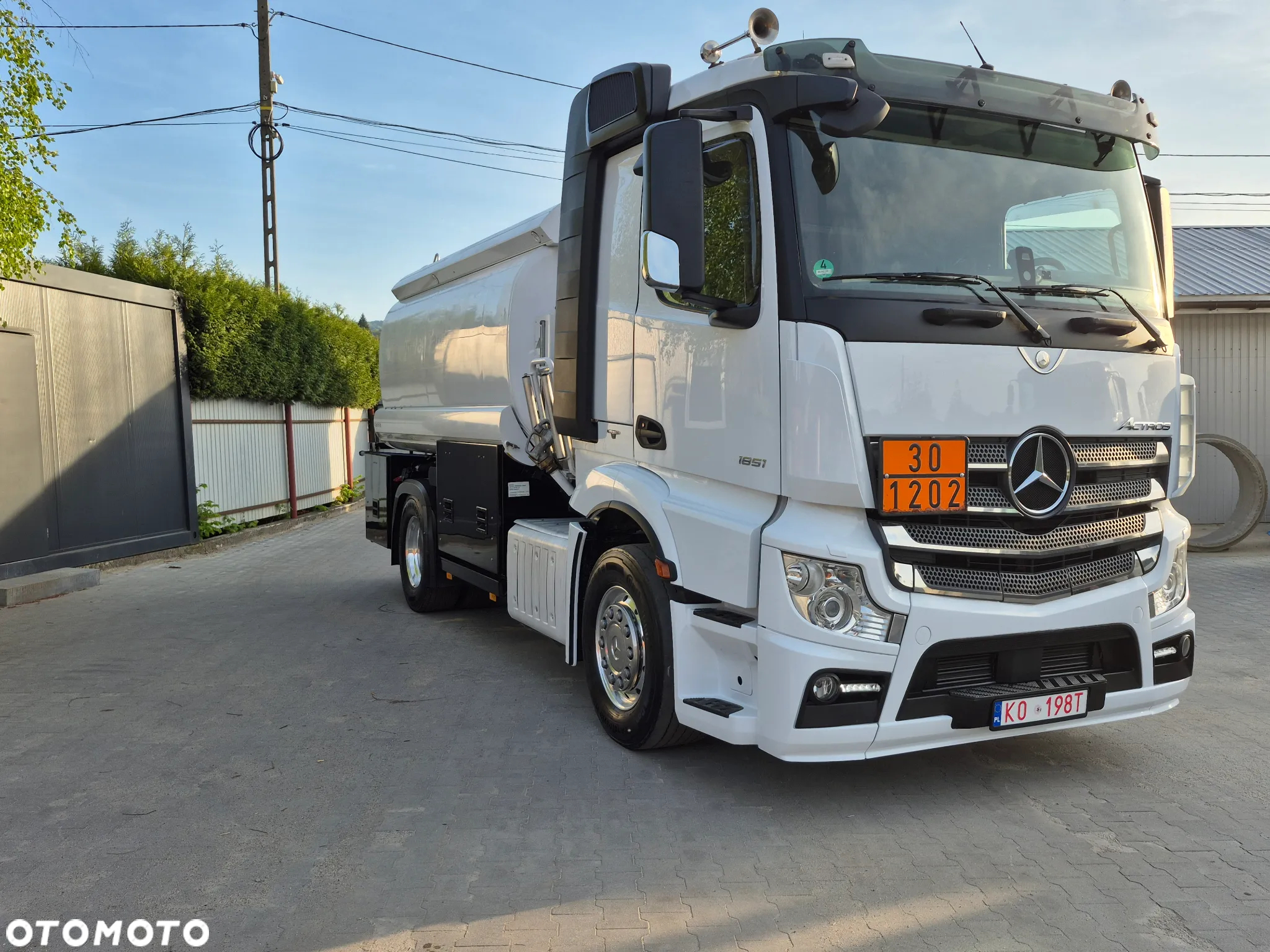 Mercedes-Benz ACTROS - 2