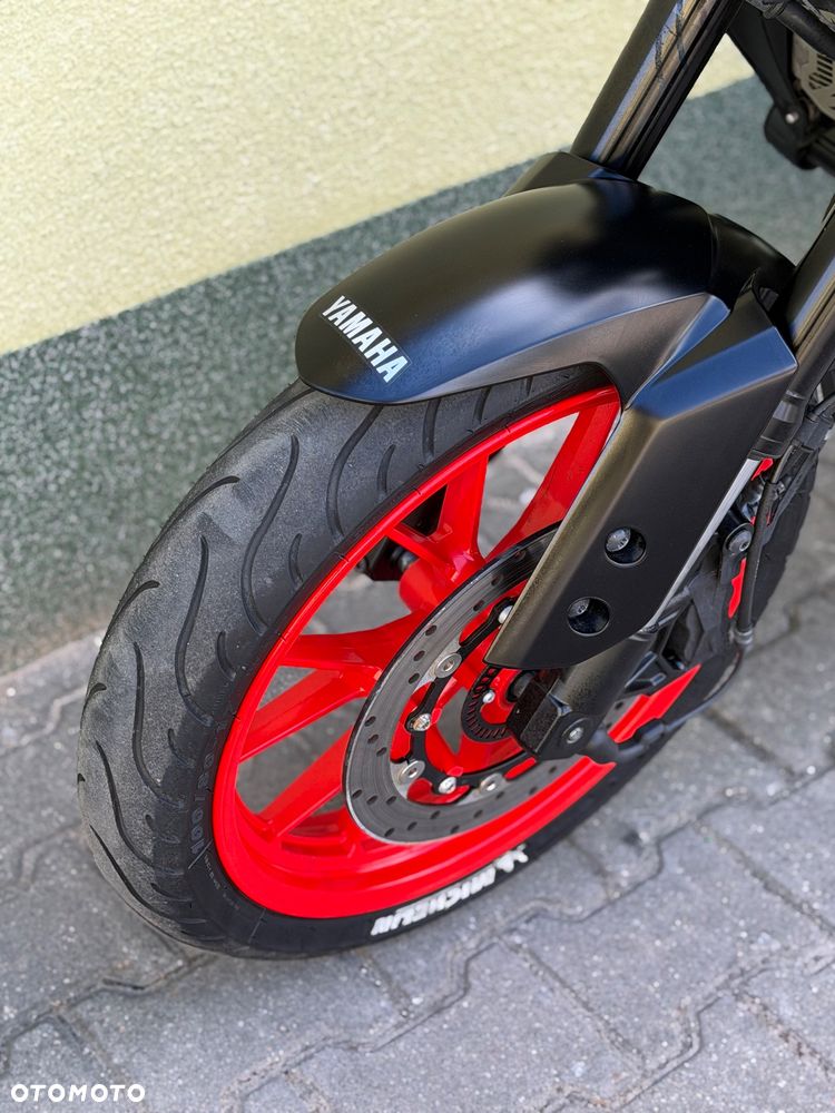 Yamaha MT - 30