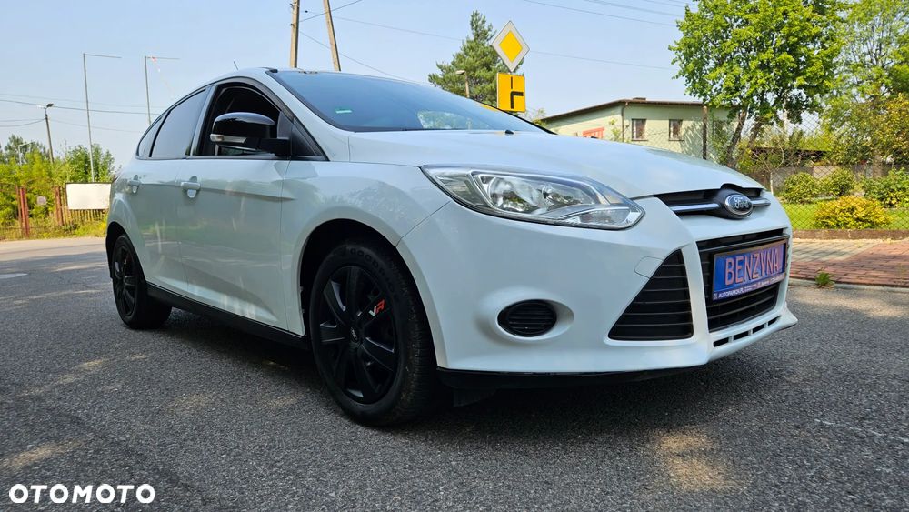 Ford Focus 1.6 Edition - 17