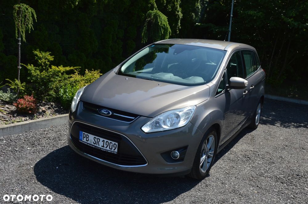 Ford Grand C-MAX - 13