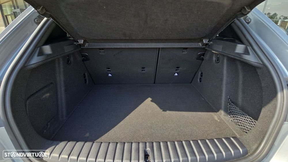 BMW 118 d Pack Desportivo M - 15