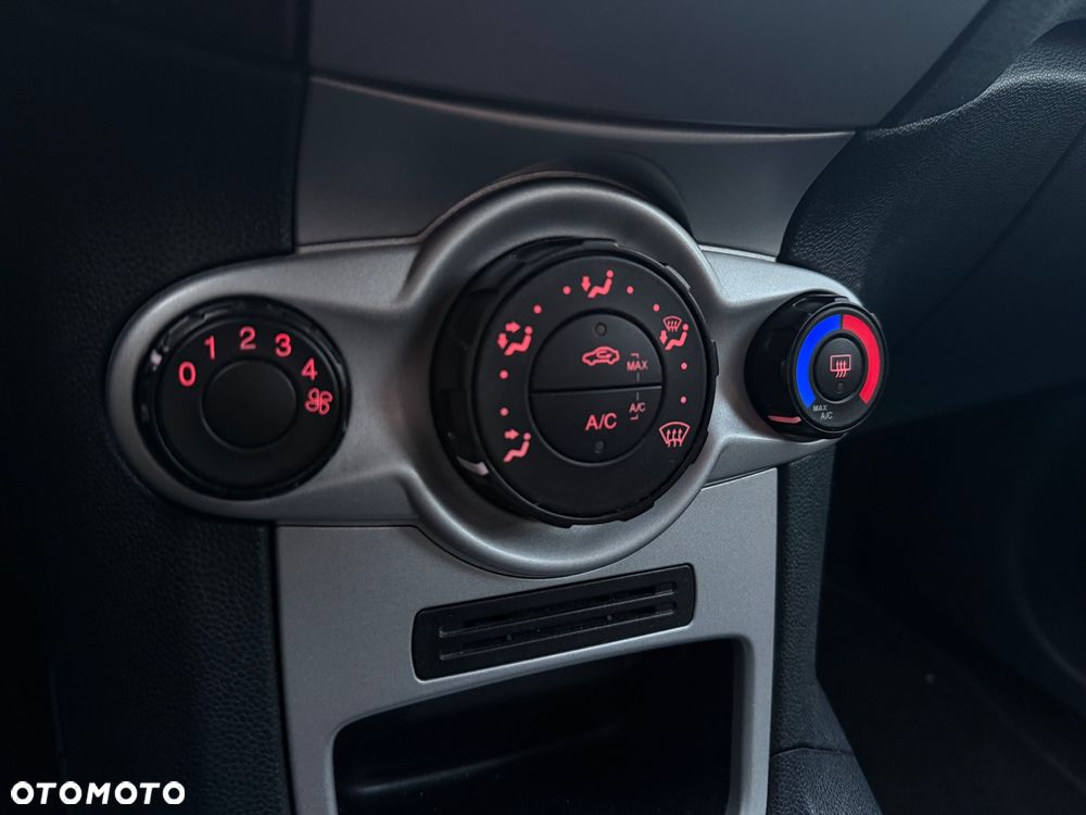 Ford Fiesta - 14
