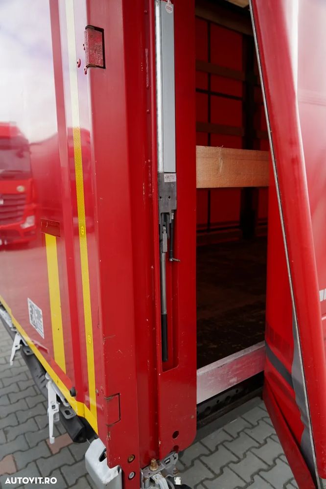 Krone CORTINĂ KRONE / MEGA / PLATĂ JOSĂ / PLATĂ RASTRÂNDĂ / ACOPERIȘ RASTRÂND / SAF - 22