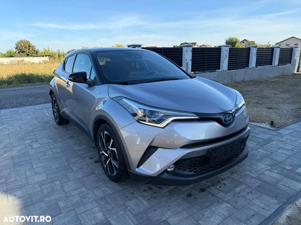 Toyota C-HR Lounge - 12