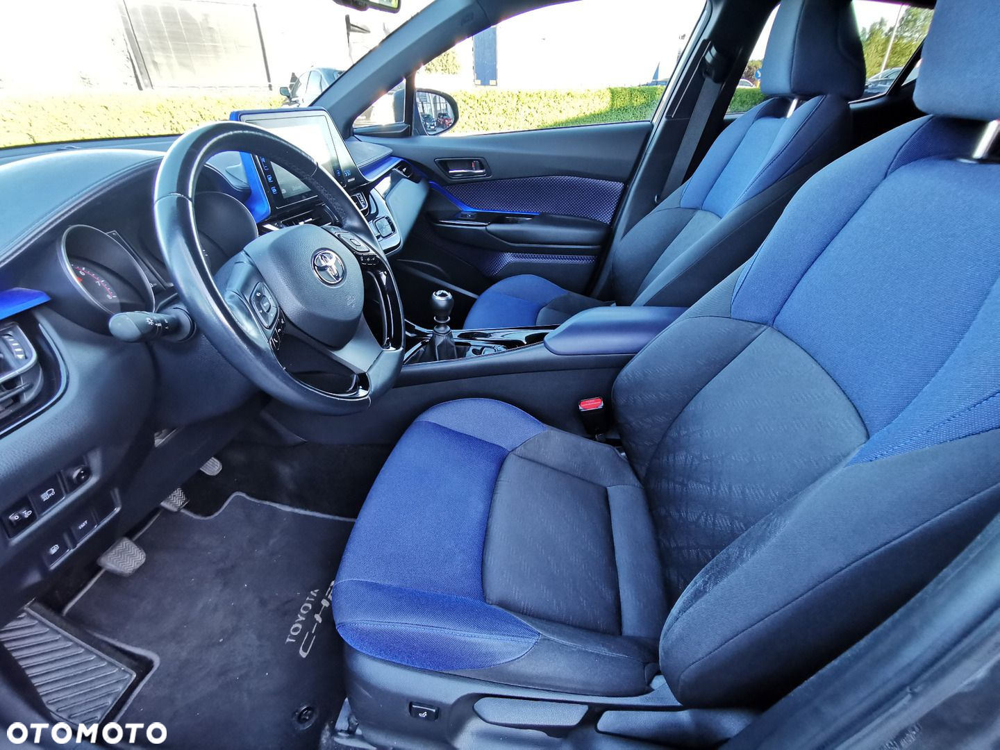 Toyota C-HR 1.2 T Dynamic - 3