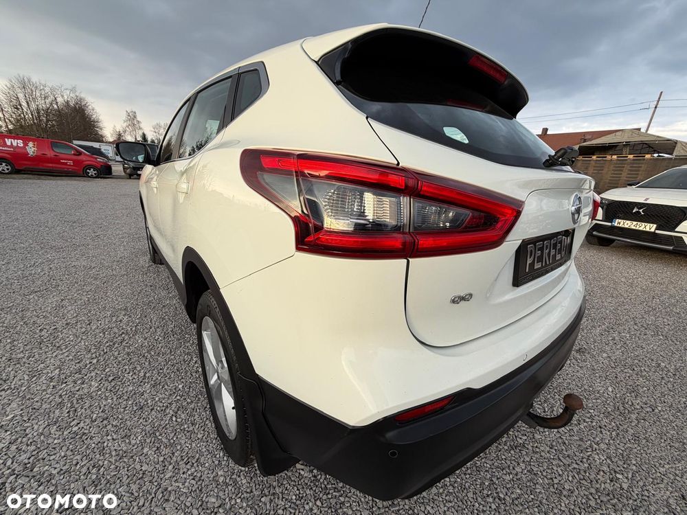 Nissan Qashqai 1.6 DCi 4x4 N-Connecta EU6 - 9