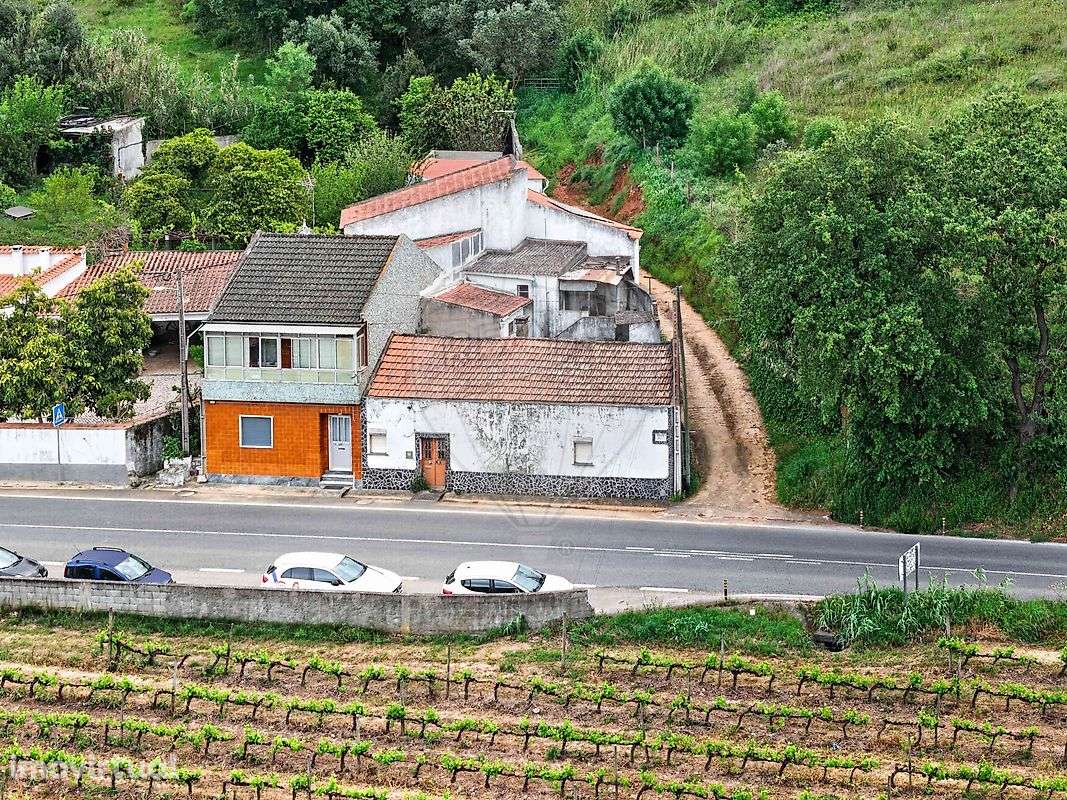 Moradia T3 para venda - Grande imagem: 2/3