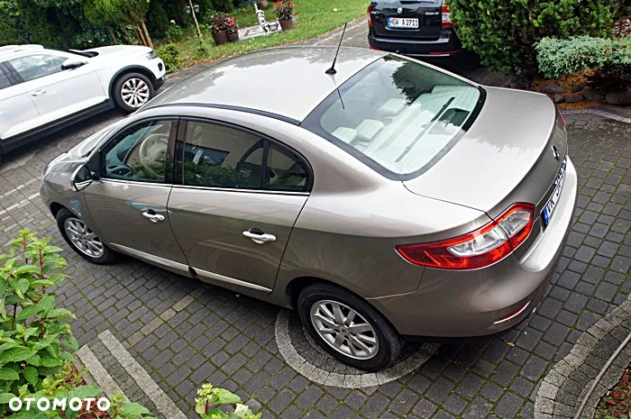 Renault Fluence 1.6 16V Authentique - 24