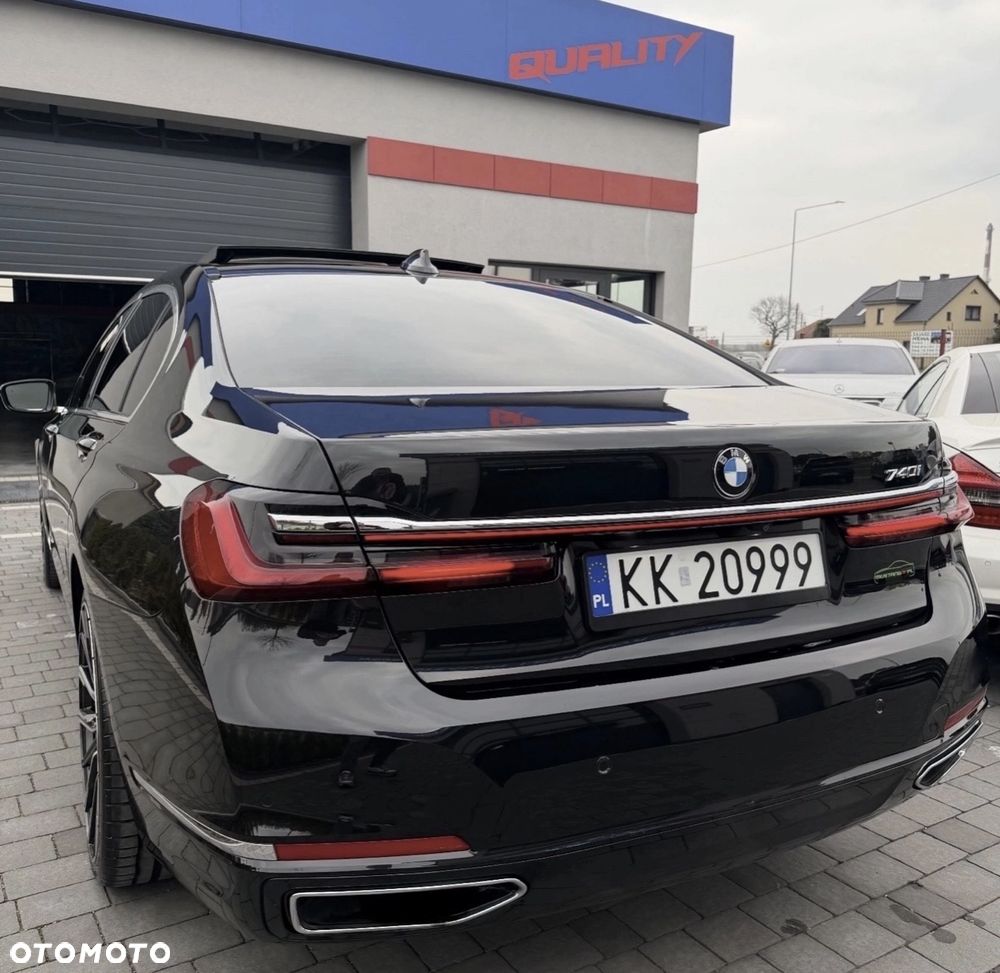 BMW Seria 7 740Li - 11