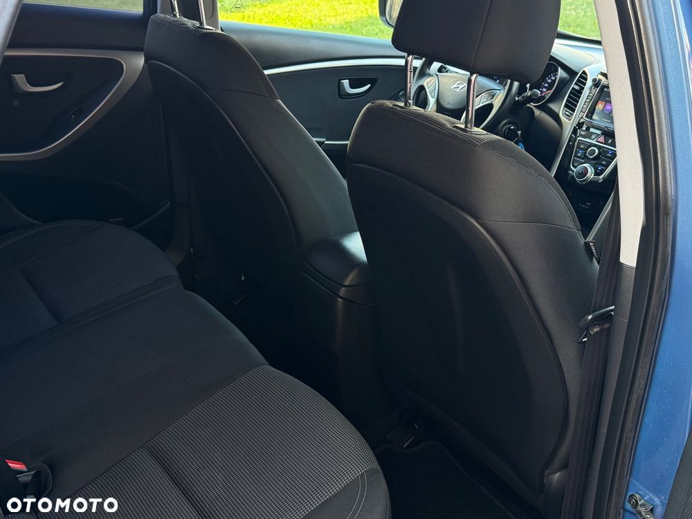 Hyundai i30 1.6 Premium - 15