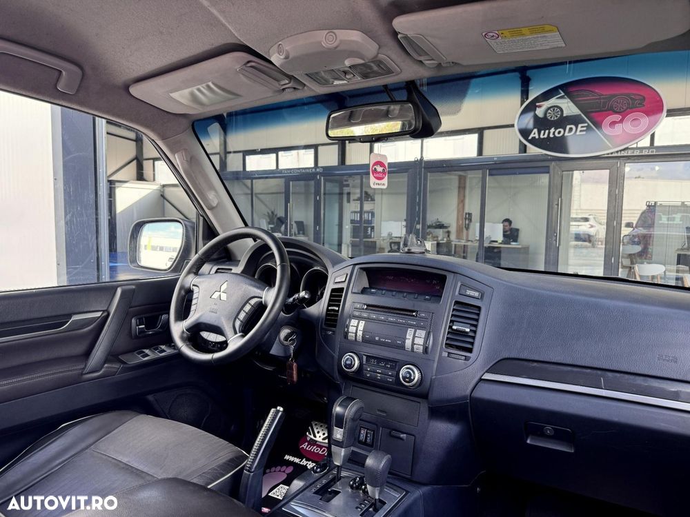 Mitsubishi Pajero - 7