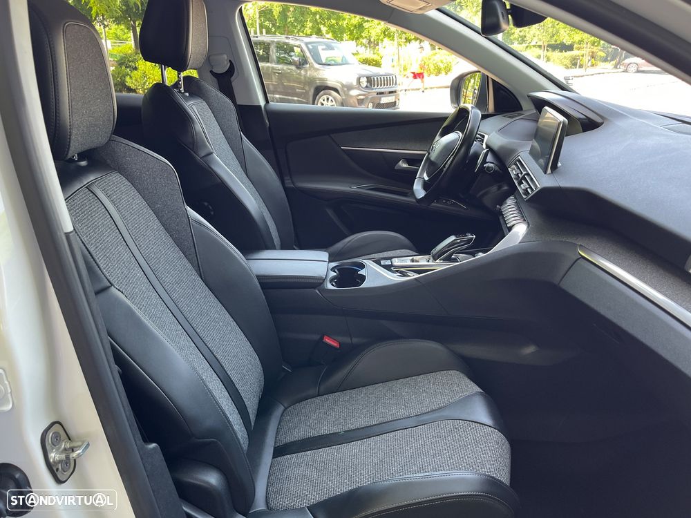 Peugeot 3008 PureTech 130 Stop & Start GPF EAT8 Allure Pack - 30