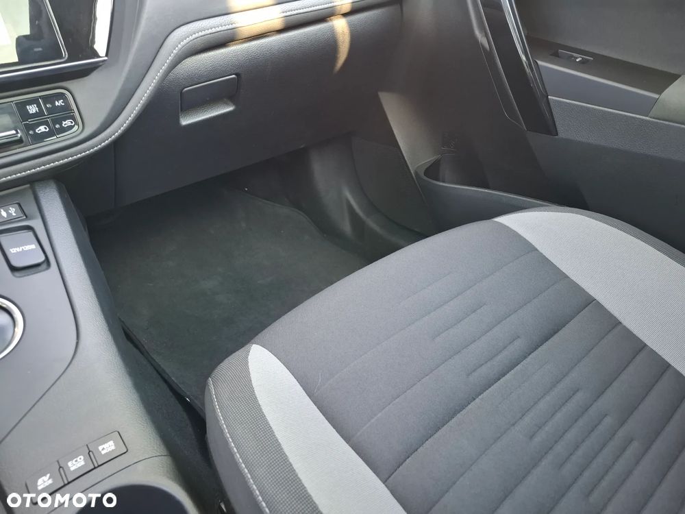 Toyota Auris - 19