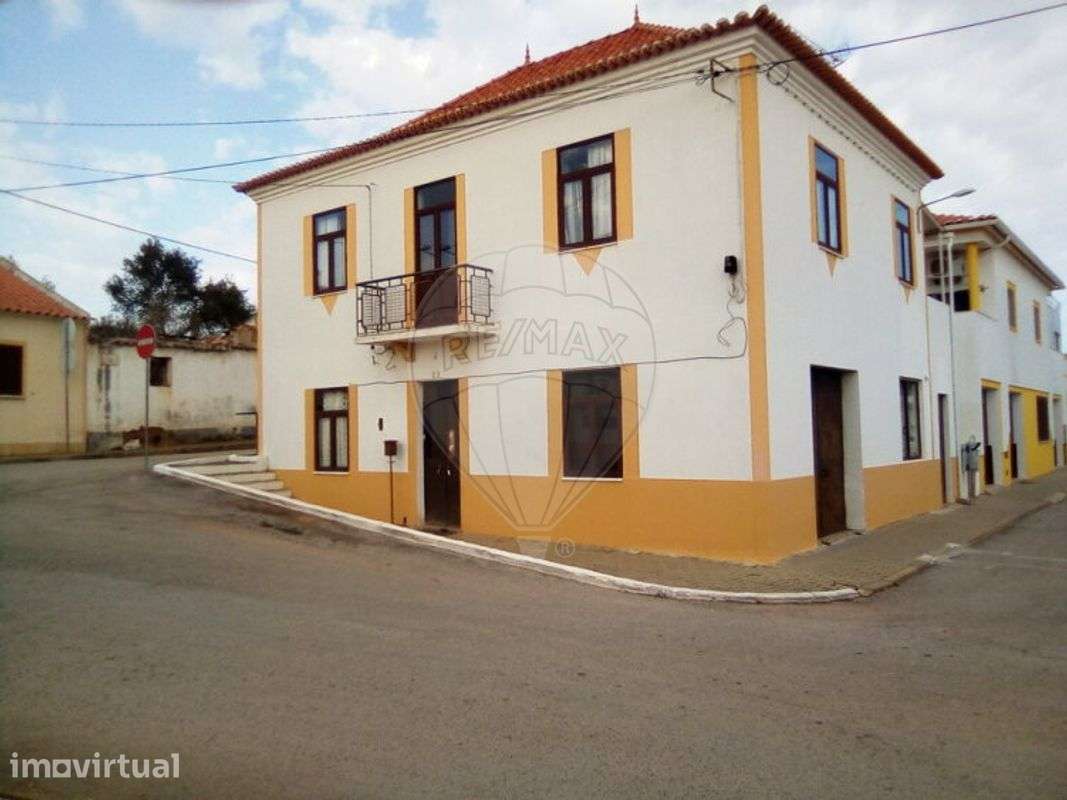 Moradia T4 para venda - Grande imagem: 2/7