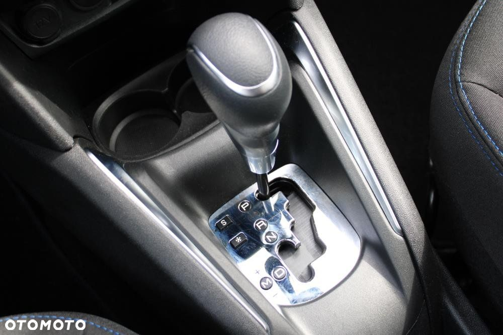 Peugeot 208 - 30