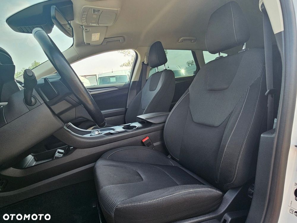 Ford Mondeo - 14