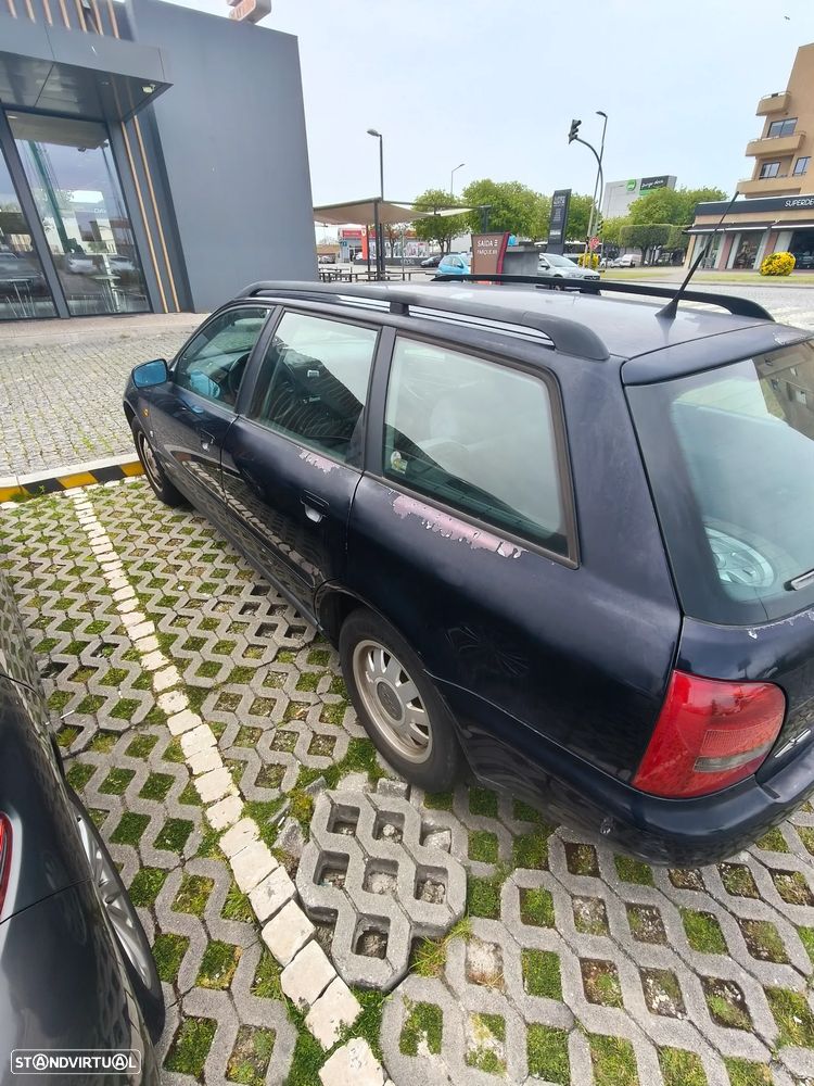 Audi A4 Avant 1.8 Confort - 2