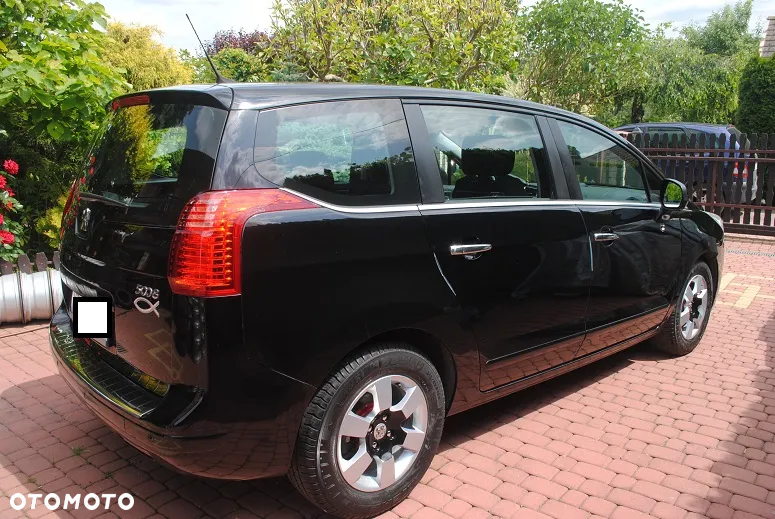 Peugeot 5008 - 8