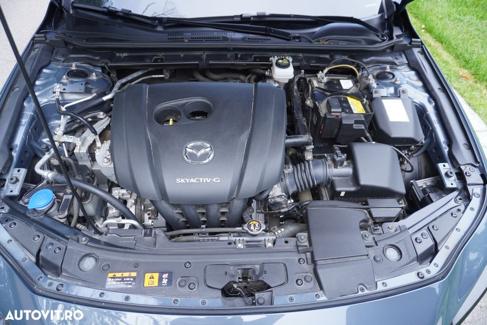 Mazda 3 G122 MHEV - 5