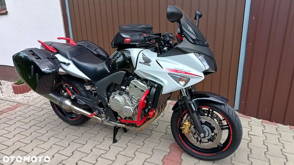 Honda CBF - 2