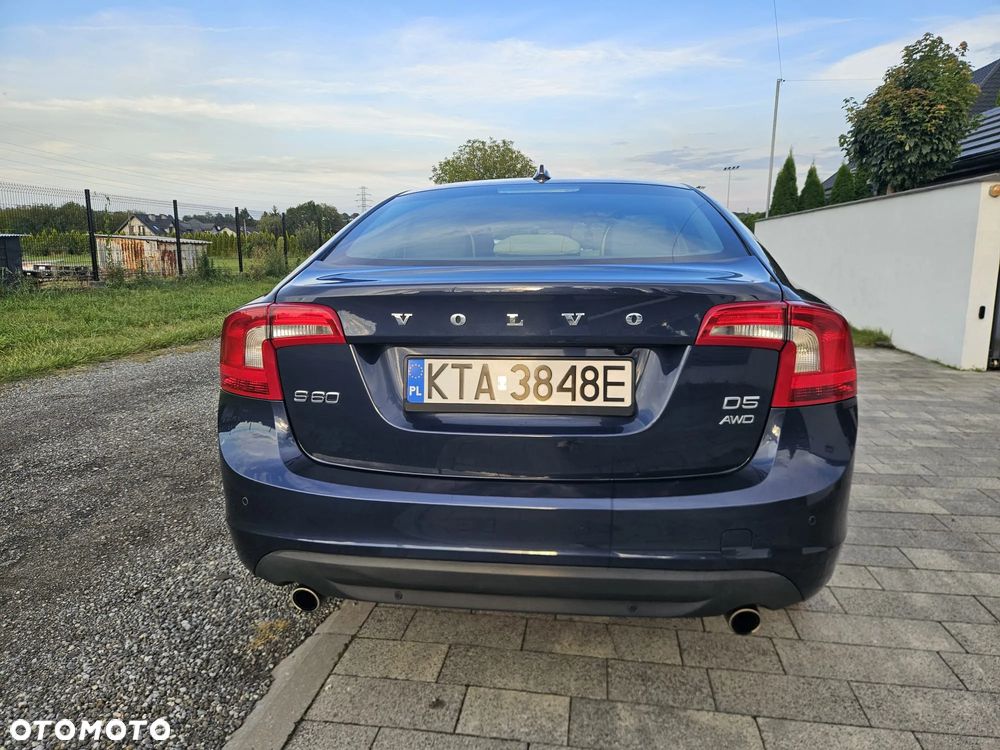 Volvo S60 D5 AWD Summum - 4
