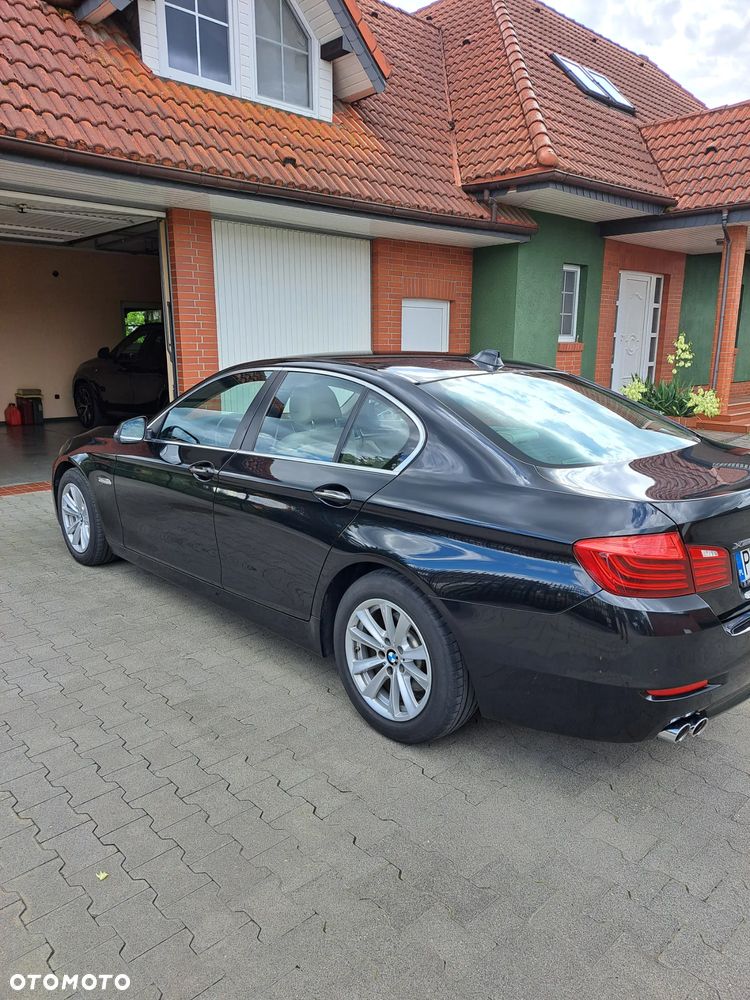 BMW Seria 5 520d xDrive - 8