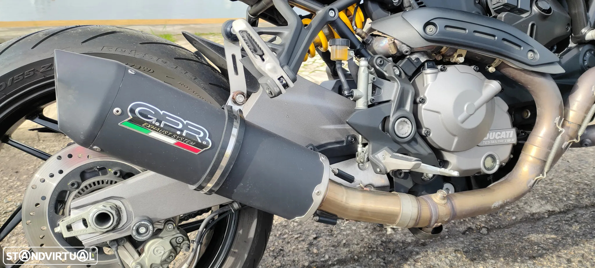 Ducati Monster 821 Dark - 16