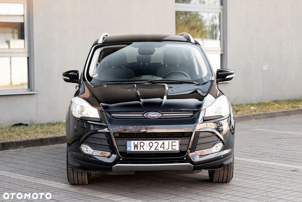 Ford Kuga 1.5 EcoBoost 2x4 Titanium - 35