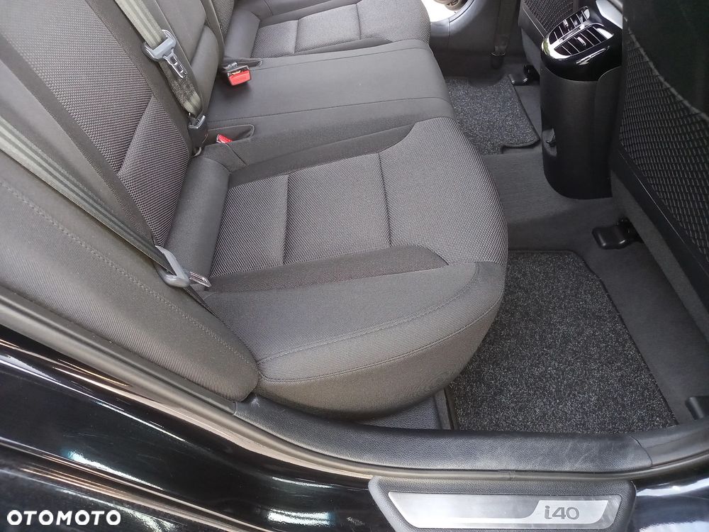 Hyundai i40 1.7 CRDi Comfort + - 19